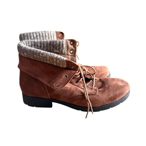 Arizona Yetta Brown Faux Suede Foldover Ankle Lace Boots Womens Size 11 - Picture 2 of 6